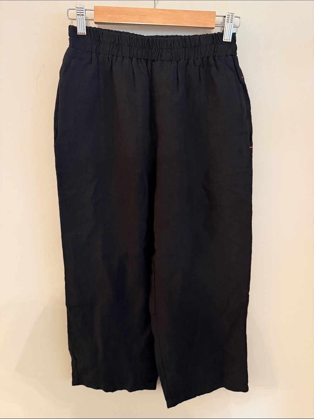 Women's Black Cropped Elastic-Waist Pants size X Small